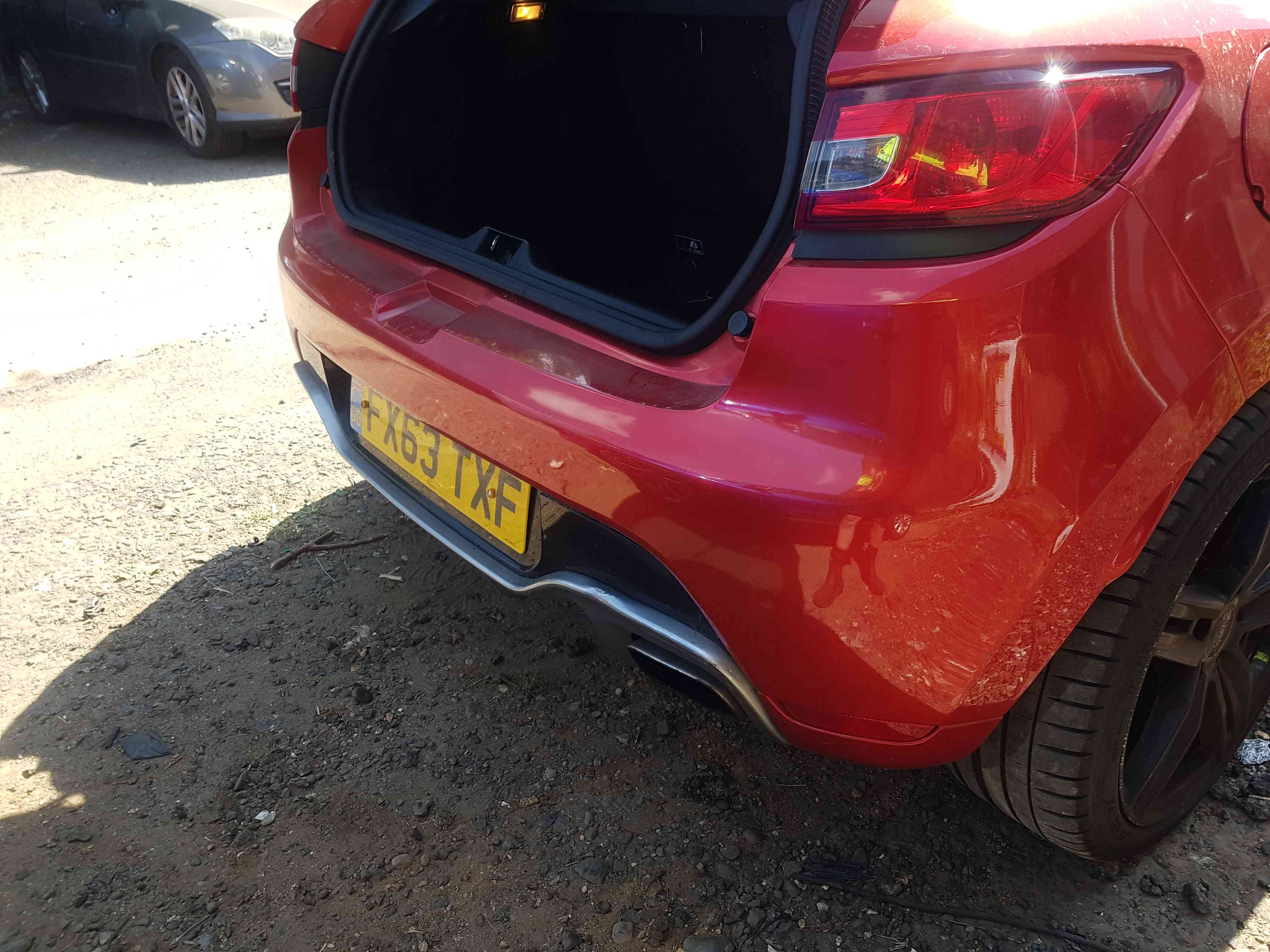 Thumb 11 Renault Clio MK4 Rs Sport 220 2013-2016 Rear Bumper + Defuser Tennp Some Damage