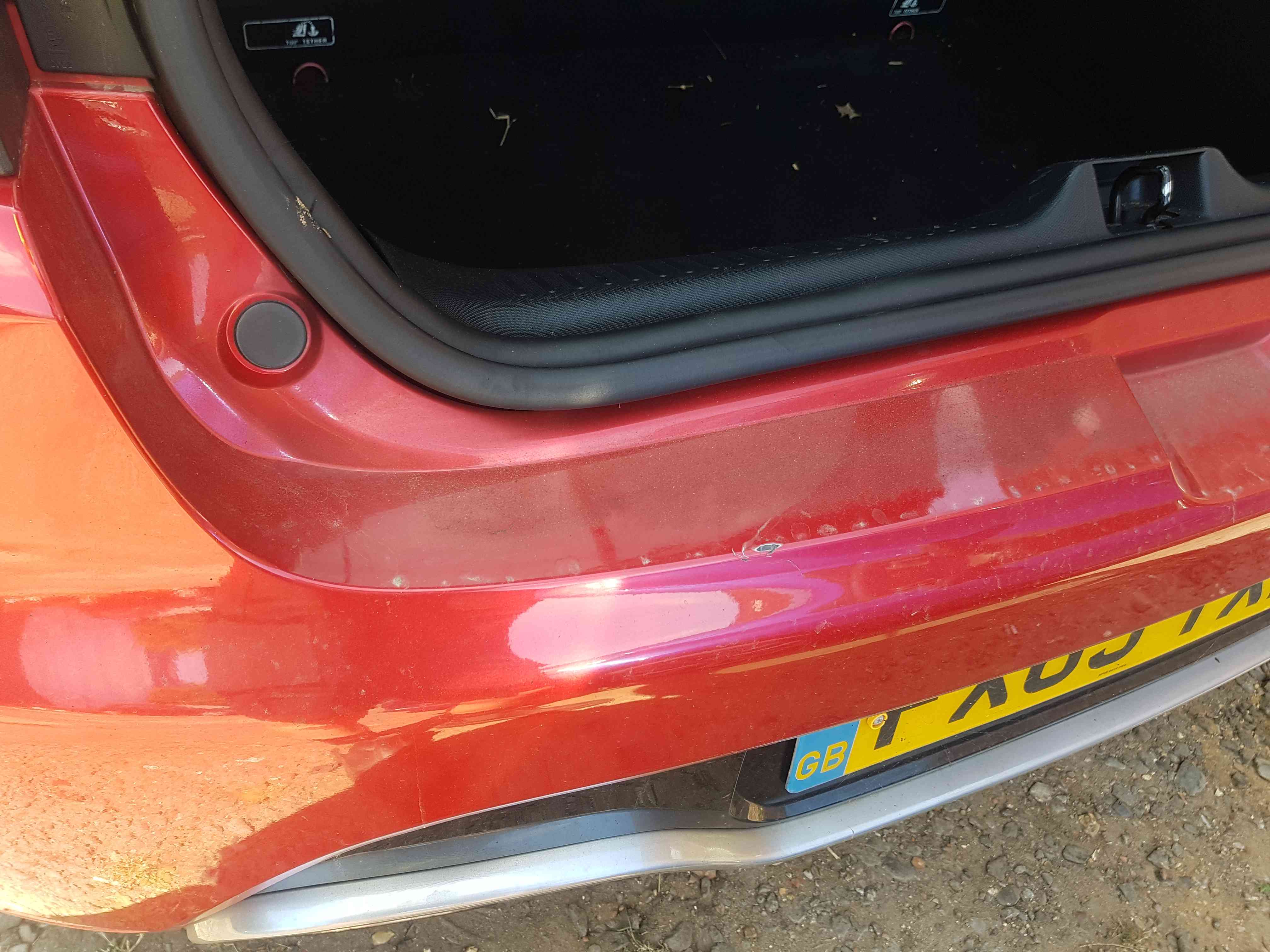 Thumb 4 Renault Clio MK4 Rs Sport 220 2013-2016 Rear Bumper + Defuser Tennp Some Damage