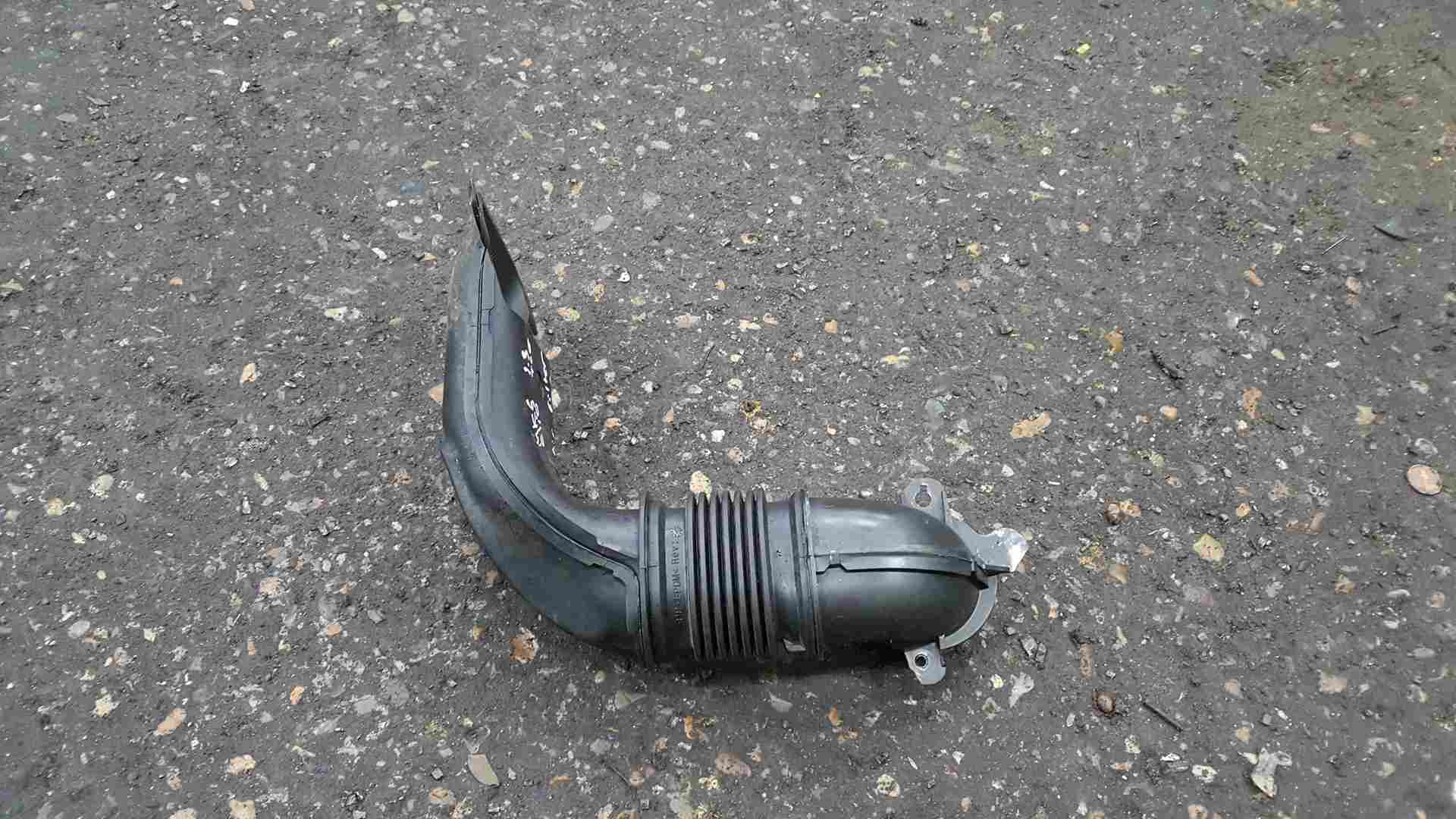 Thumb 5 Renault Clio MK5 2019-2021 1.3 TCe Air Intake Hose Pipe 165554991R