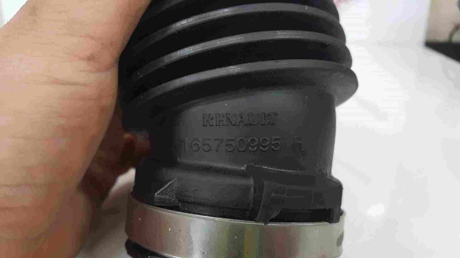 Thumb 4 Renault Clio MK5 2019-2021 1.3 TCe Air Intake Hose Pipe 165554991R