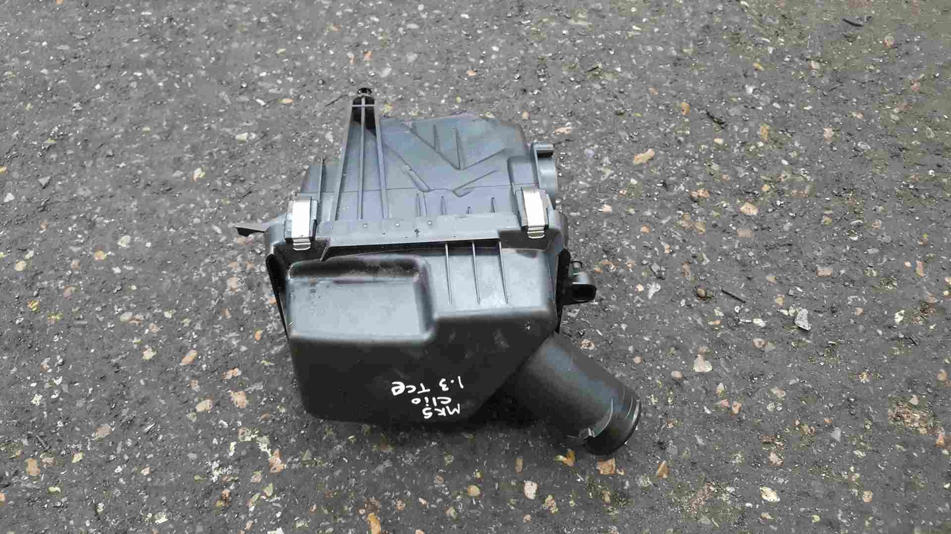 Thumb 2 Renault Clio MK5 2019-2021 1.3 TCe Airbox Filter Housing 165004357R