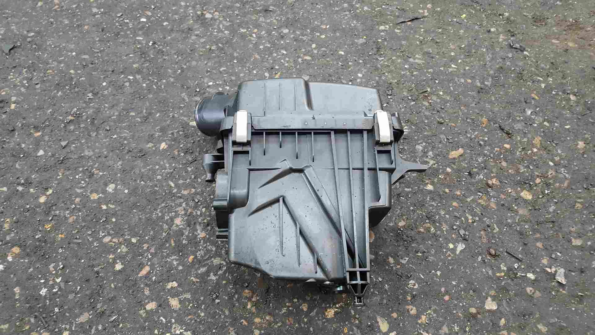 Renault Clio MK5 2019-2021 1.3 TCe Airbox Filter Housing 165004357R