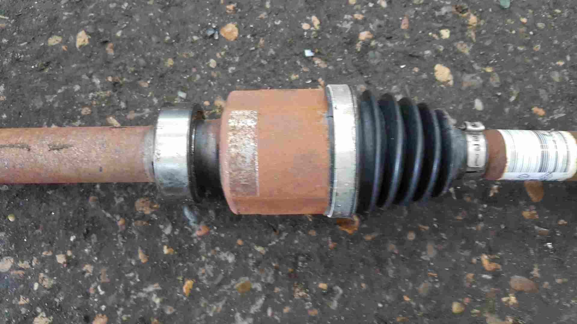 Thumb 4 Renault Clio MK5 2019-2021 1.3 TCe Drivers OSF Front Driveshaft 39107345R