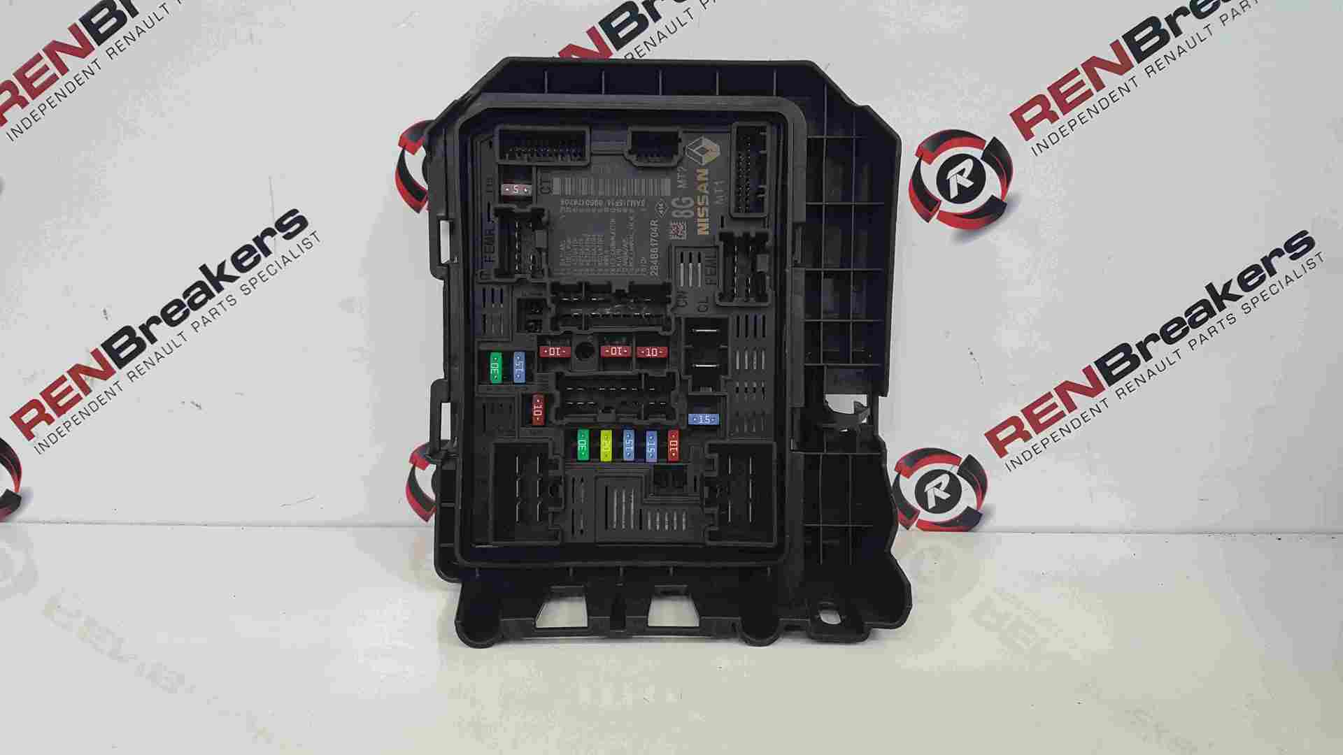 Renault Clio MK5 2019-2021 1.3 TCe Fuse Box 284C03643R 284B61704R