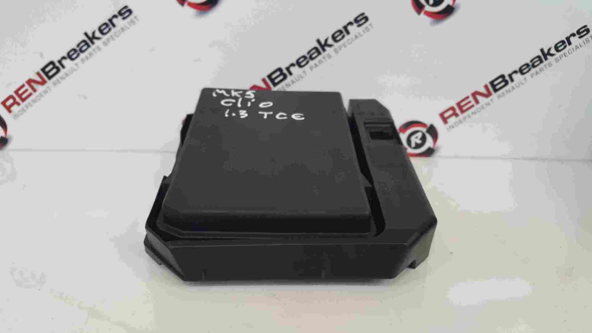 Thumb 3 Renault Clio MK5 2019-2021 1.3 TCe Fuse Box 284C03643R 284B61704R