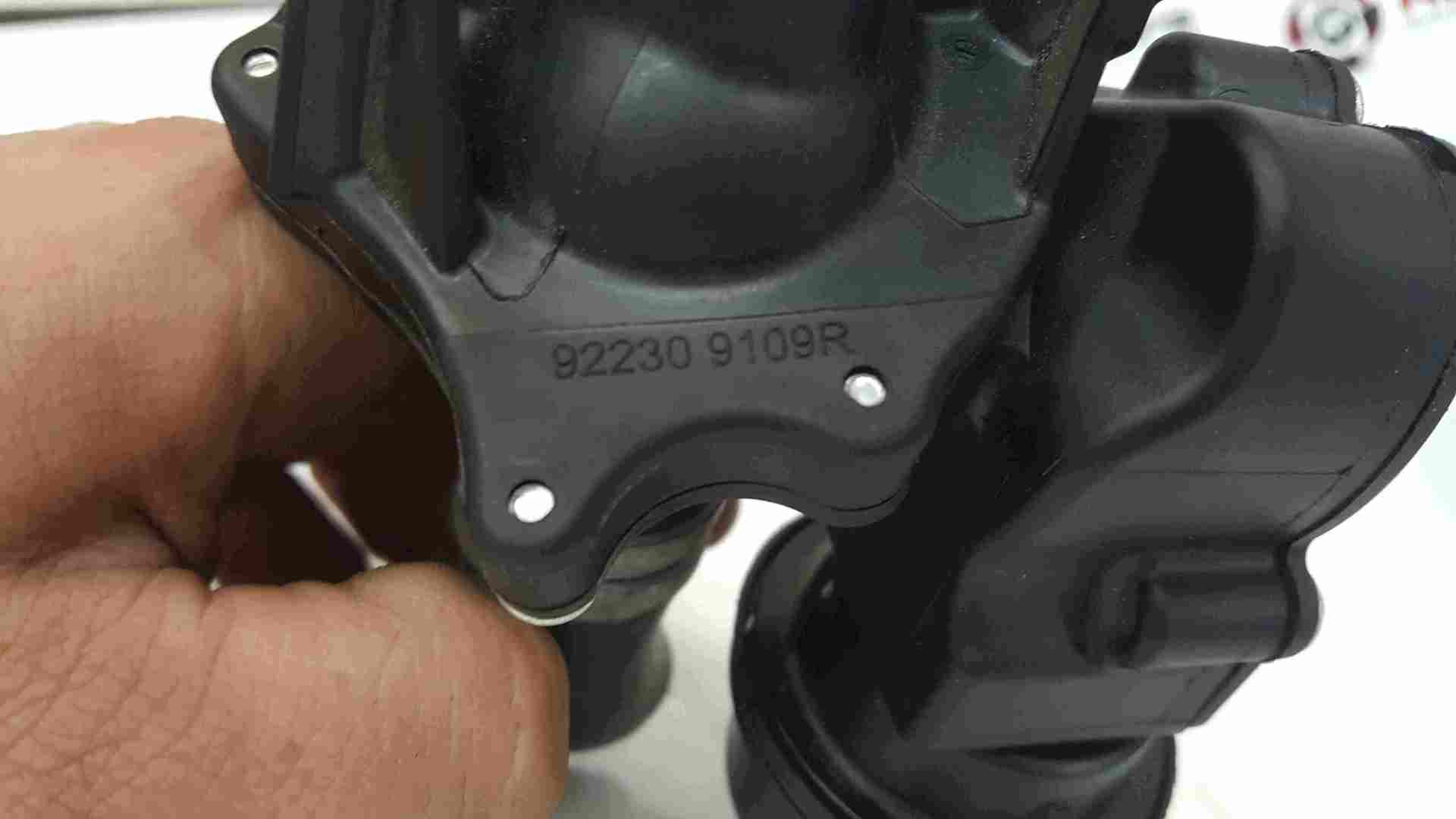 Thumb 2 Renault Clio MK5 2019-2021 1.3 TCe Thermostat Housing Water Pump 922309109r