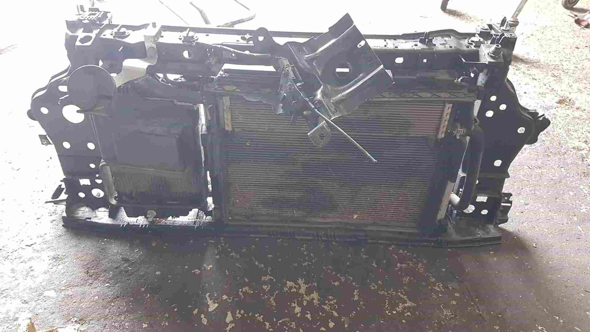 Thumb 8 Renault Clio MK5 2019-2021 1.6 Hybrid Radiator RAD Pack Cooling FAN