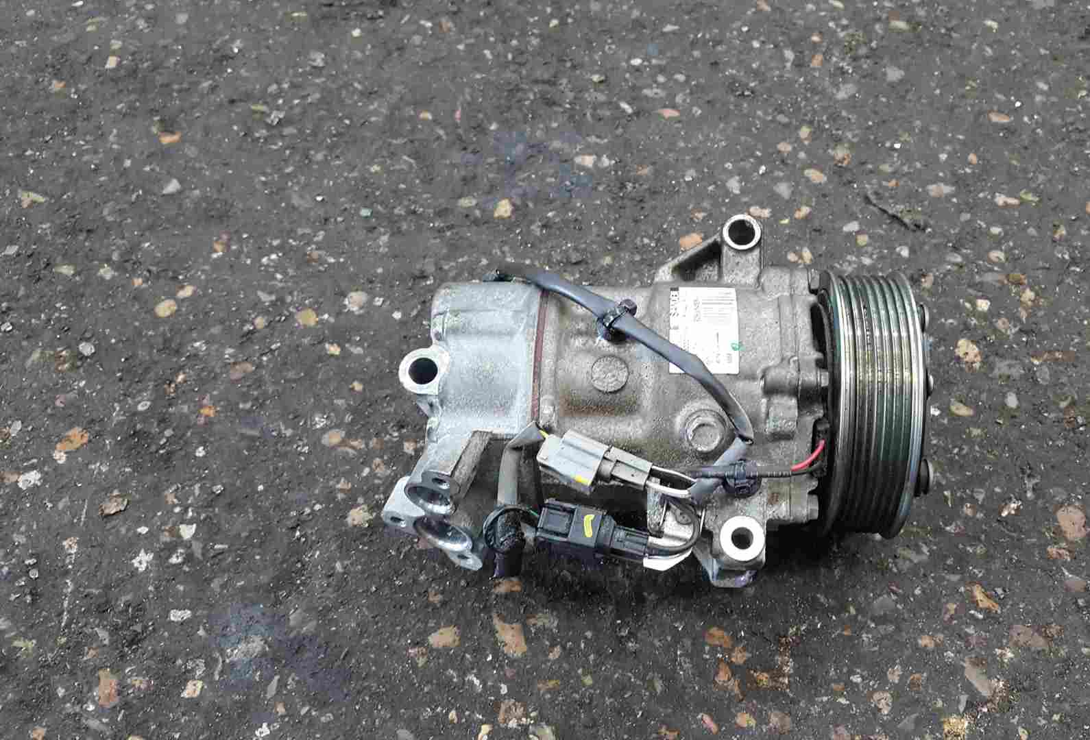 Renault Clio MK5   Captur 2019-2021 Aircon Compressor Unit 926005450R
