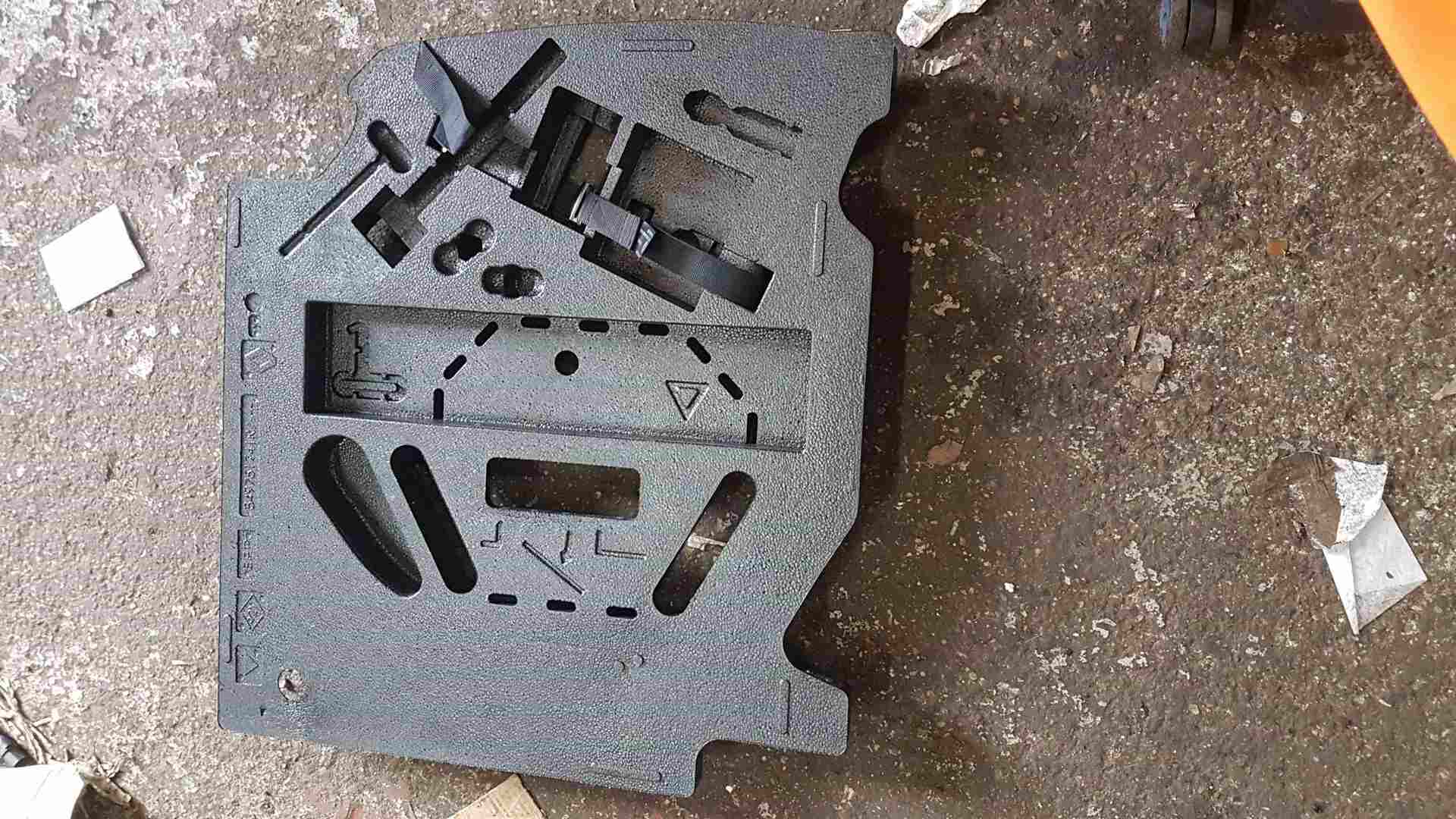 Thumb 2 Renault Clio MK5 2019-2021 Boot Foam Carrier 849751741R