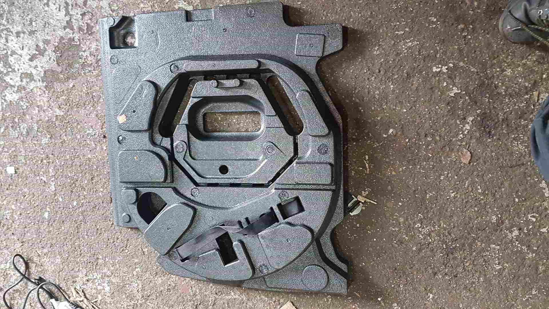 Thumb 4 Renault Clio MK5 2019-2021 Boot Foam Carrier 849751741R