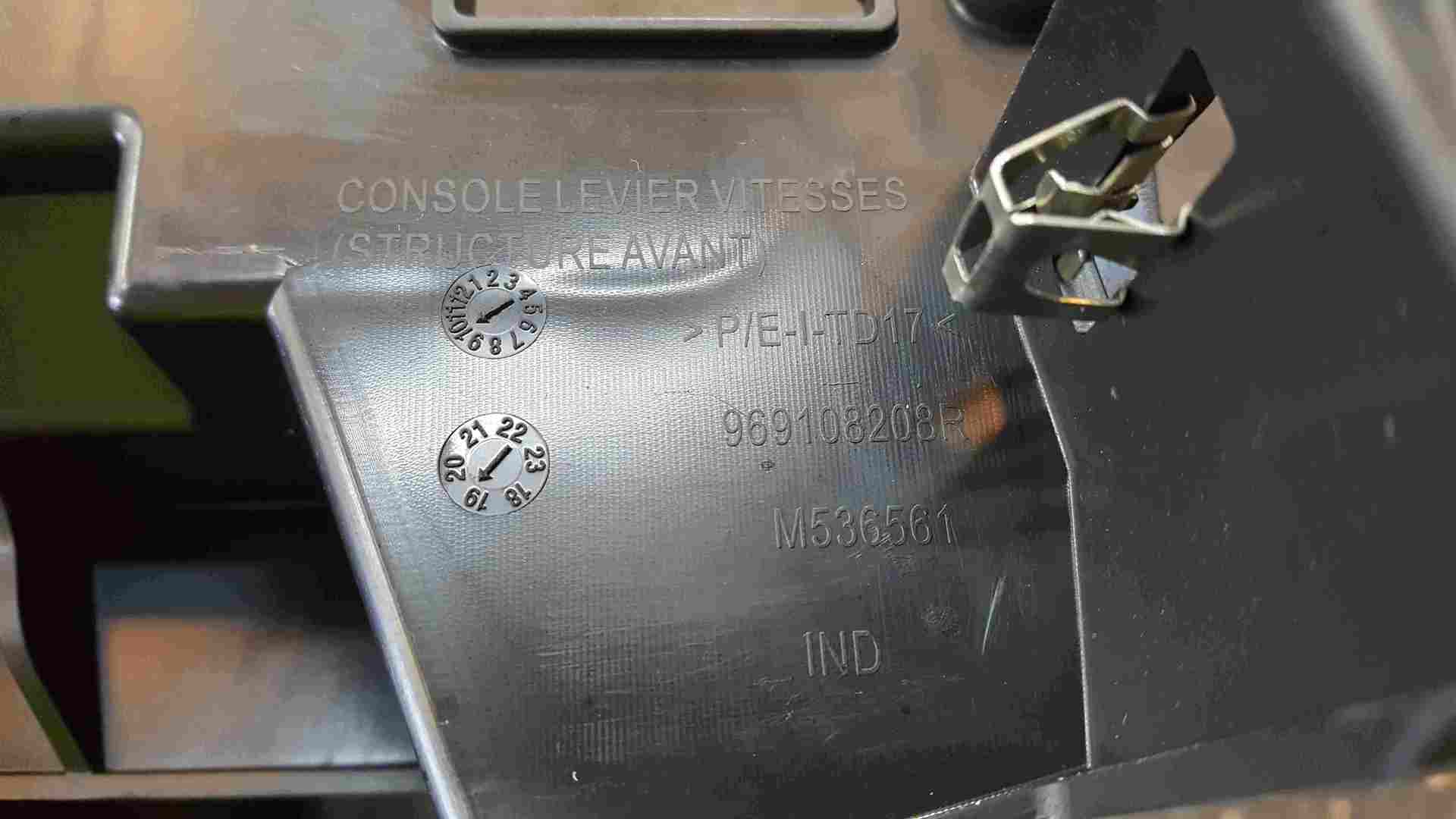 Thumb 3 Renault Clio MK5 2019-2021 Centre Console Bracket Structure 969108208R