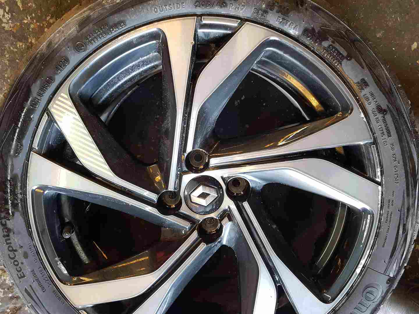 Thumb 6 Renault Clio MK5 2019-2021 Christophea Alloy Wheel + Tyre 205 45 17 6Mm 3/5