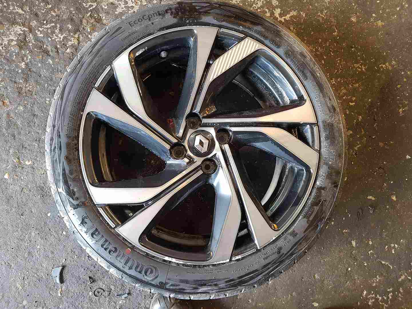 Thumb 9 Renault Clio MK5 2019-2021 Christophea Alloy Wheel + Tyre 205 45 17 6Mm 3/5