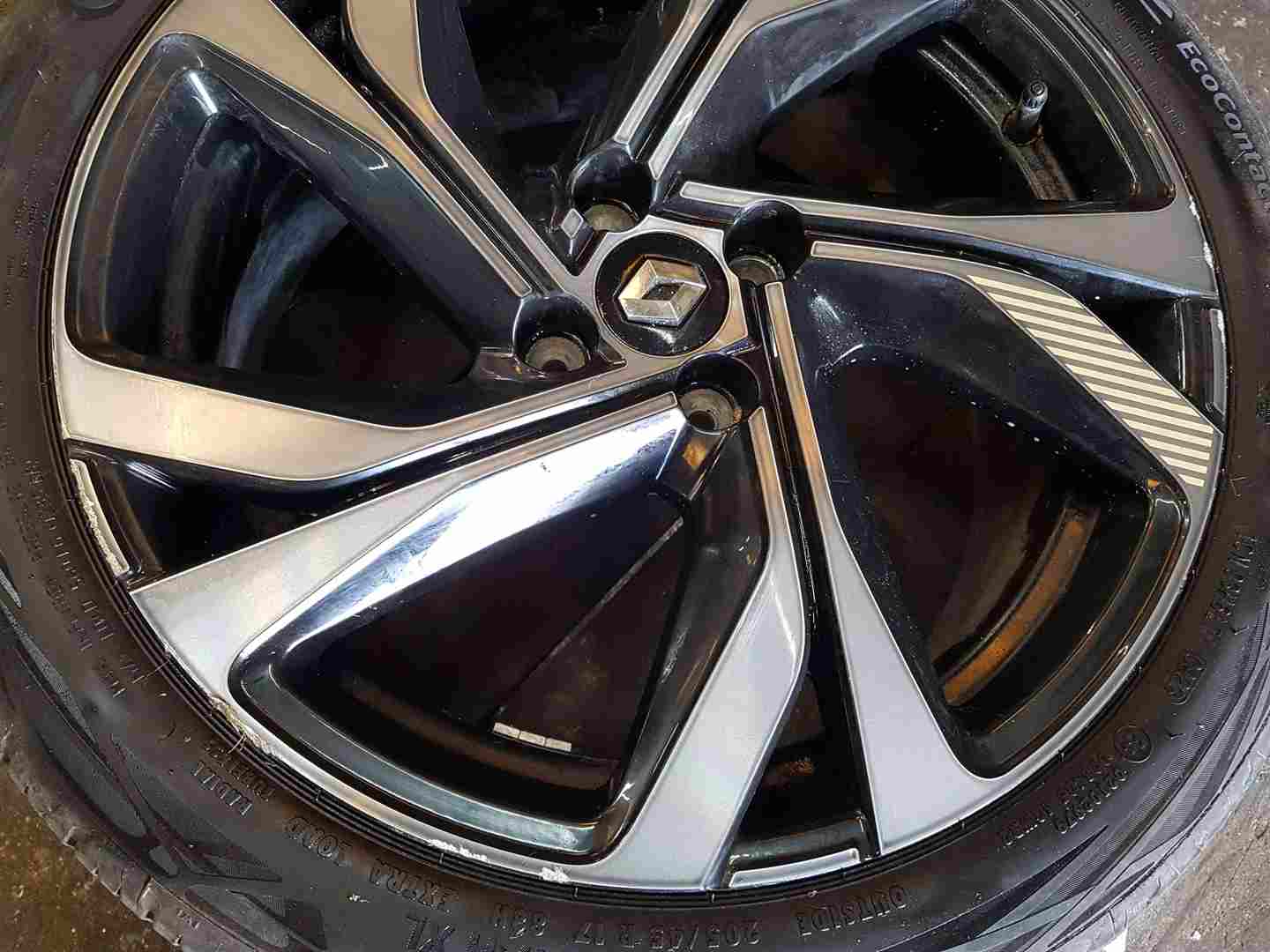 Thumb 2 Renault Clio MK5 2019-2021 Christophea Alloy Wheel + Tyre 205 45 17 6Mm 3/5