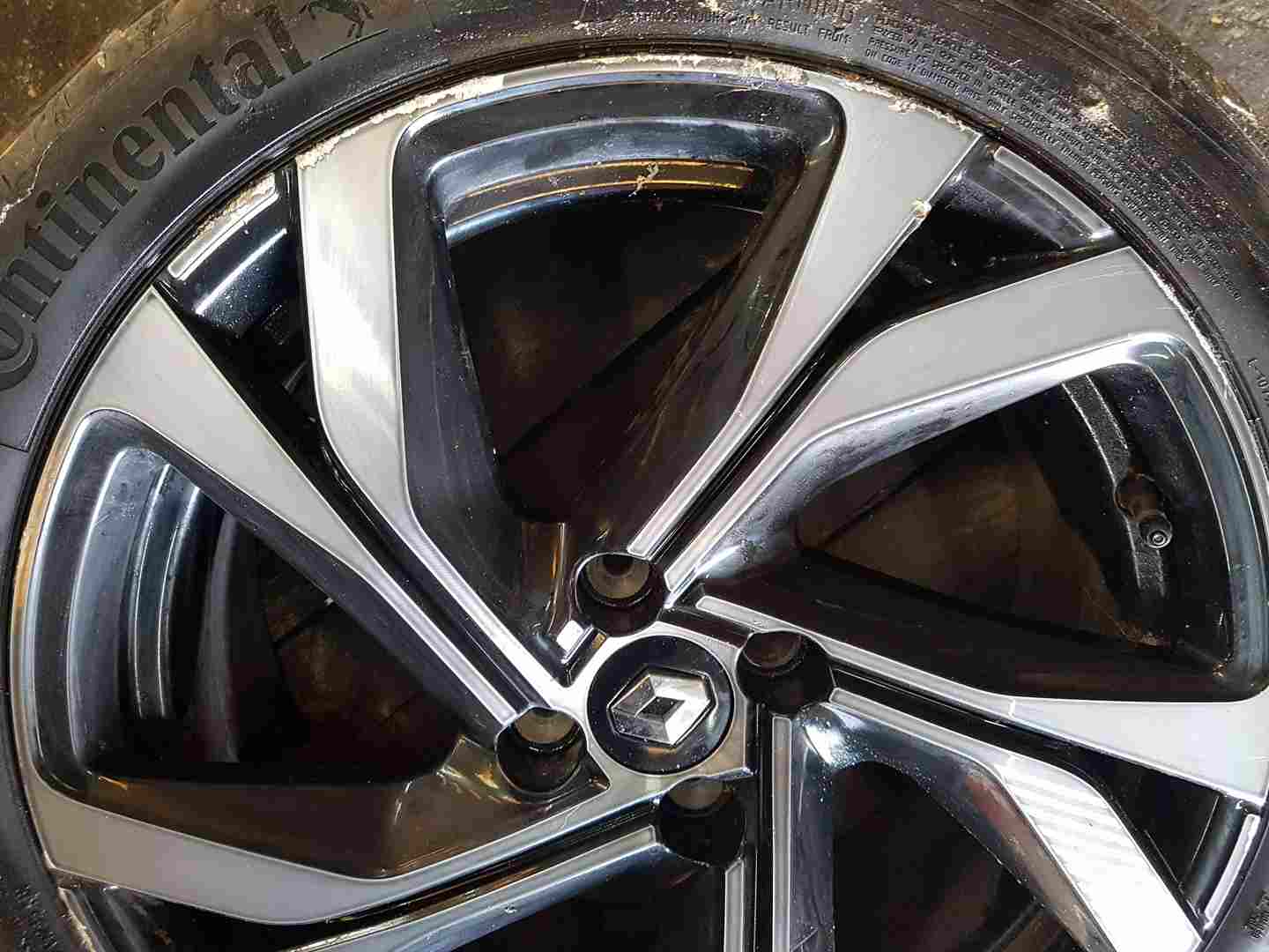 Thumb 3 Renault Clio MK5 2019-2021 Christophea Alloy Wheel + Tyre 205 45 17 6Mm 3/5