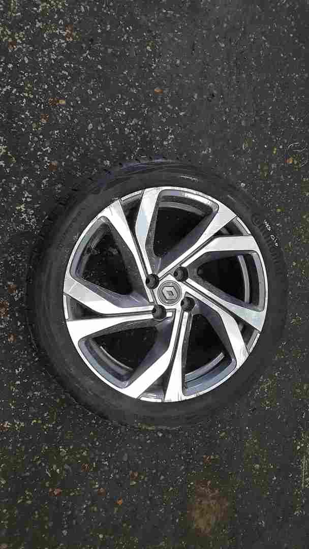 Renault Clio MK5 2019-2021 Christophea Alloy Wheel   Tyre 205 45 17 6mm 3/5