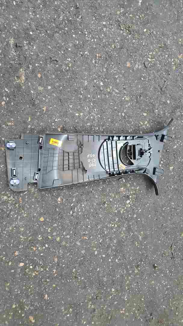 Thumb 3 Renault Clio MK5 2019-2021 Drivers OSF Seat Belt Front B Pillar Plastic