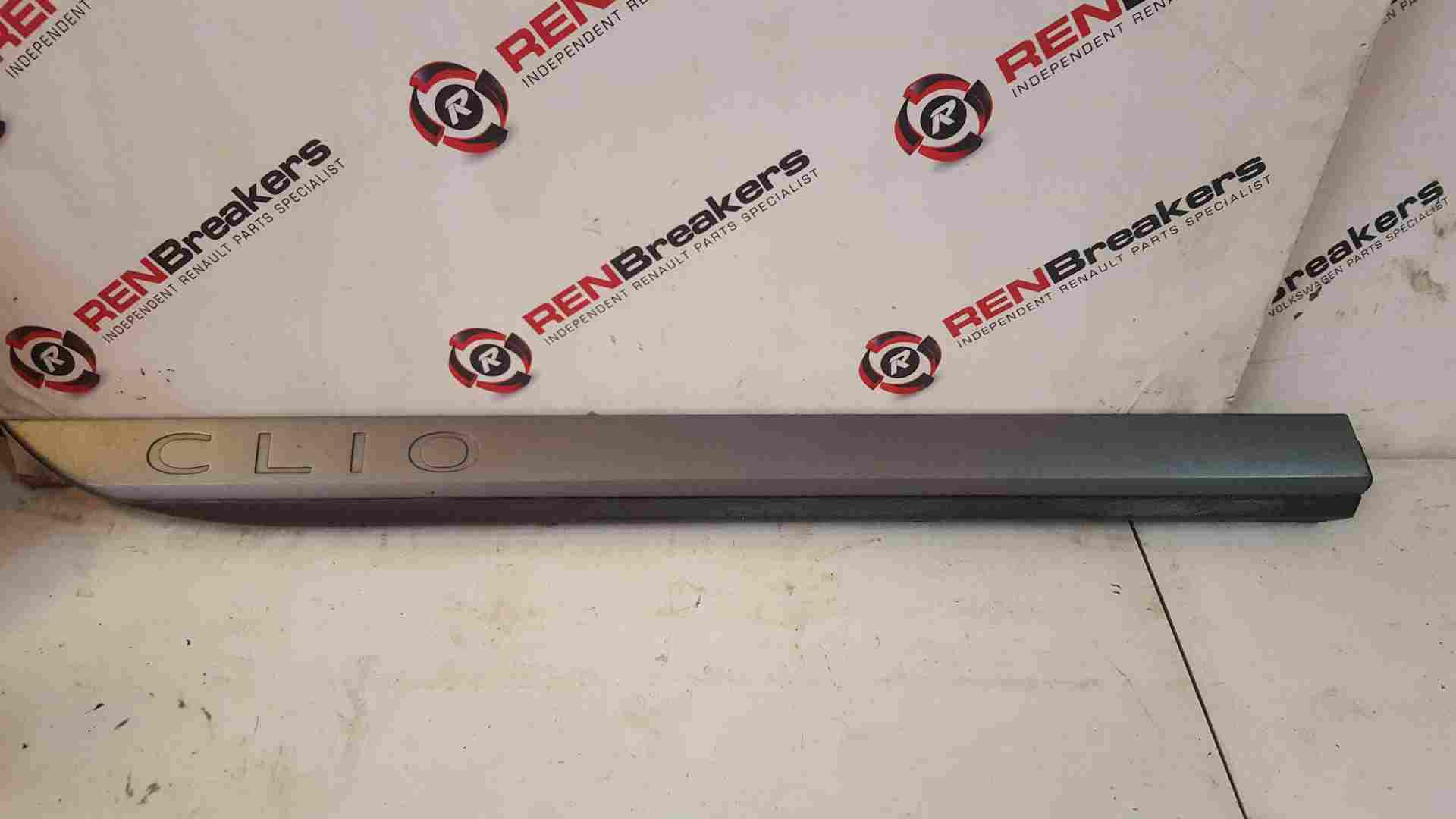 Thumb 4 Renault Clio MK5 2019-2021 Drivers OSR Rear Door Moulding Trim Grey 828760551R