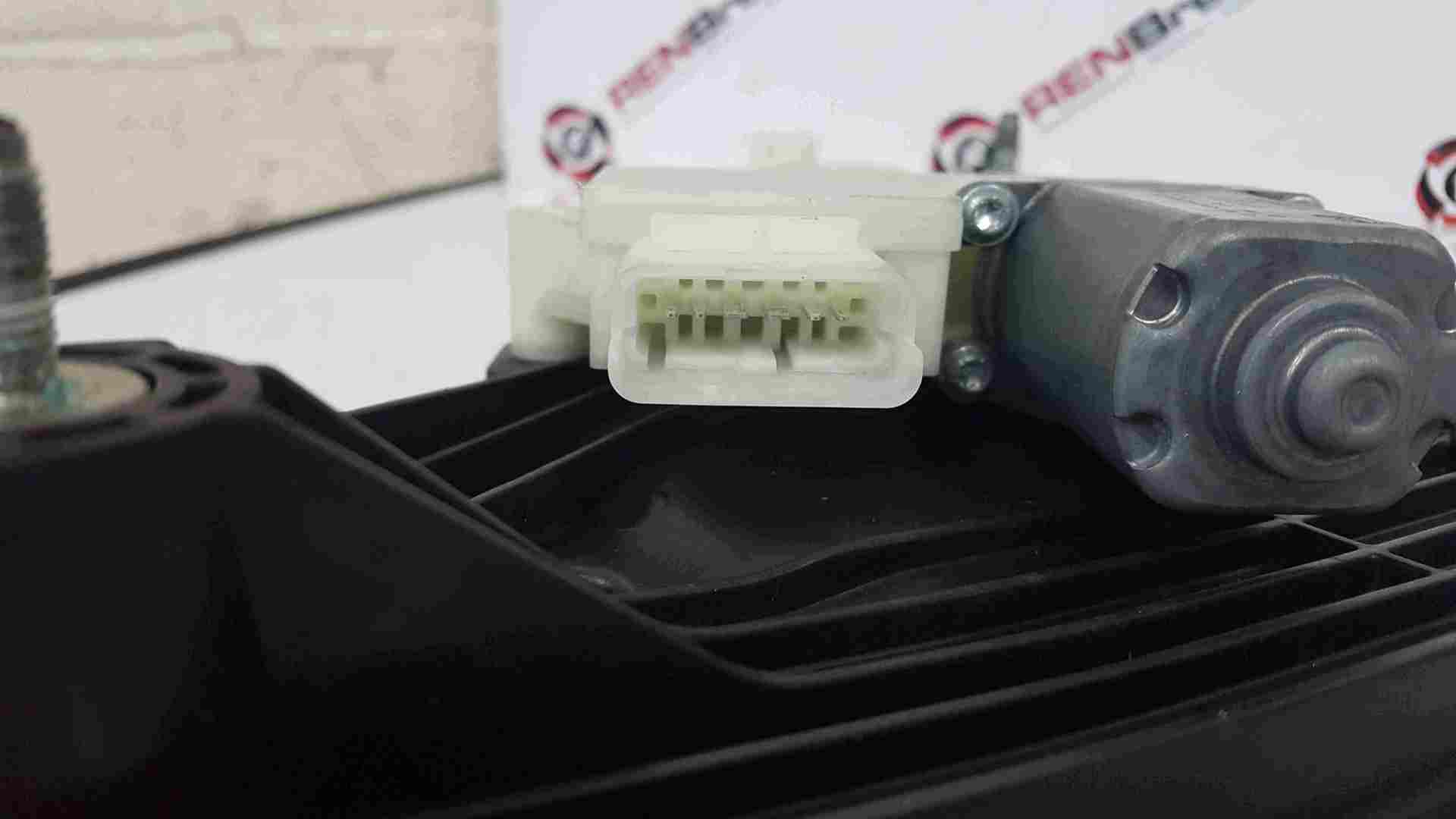 Thumb 4 Renault Clio MK5 2019-2021 Drivers OSR Rear Window Motor + Regulator 827209773R