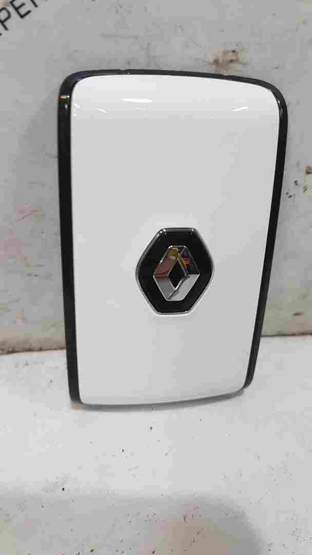 Thumb 3 Renault Clio MK5 2019-2021 KEY Card Case White 285C70175r