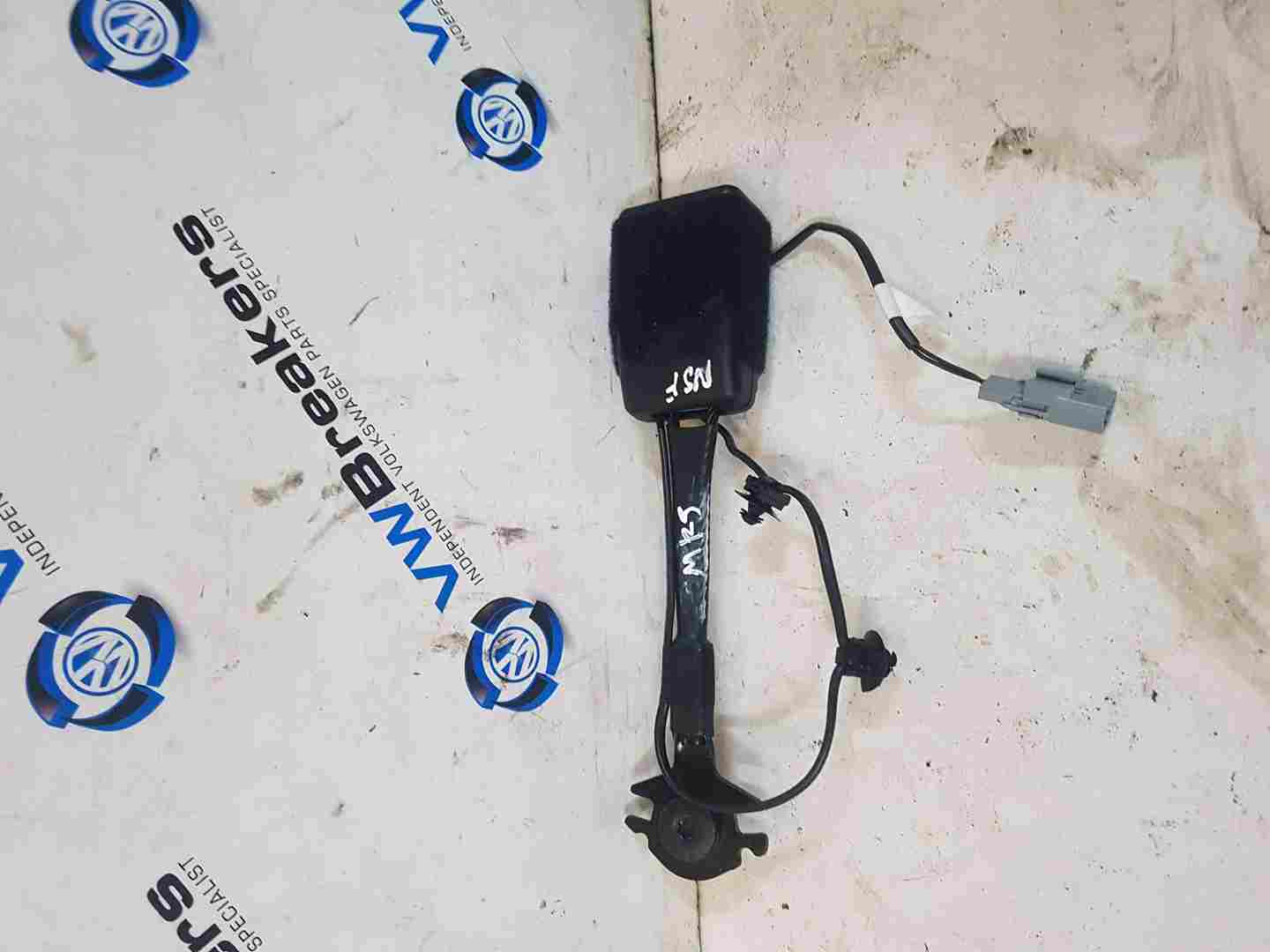 Renault Clio MK5 2019-2021 Passenger NSF Front Seat Belt Buckle
