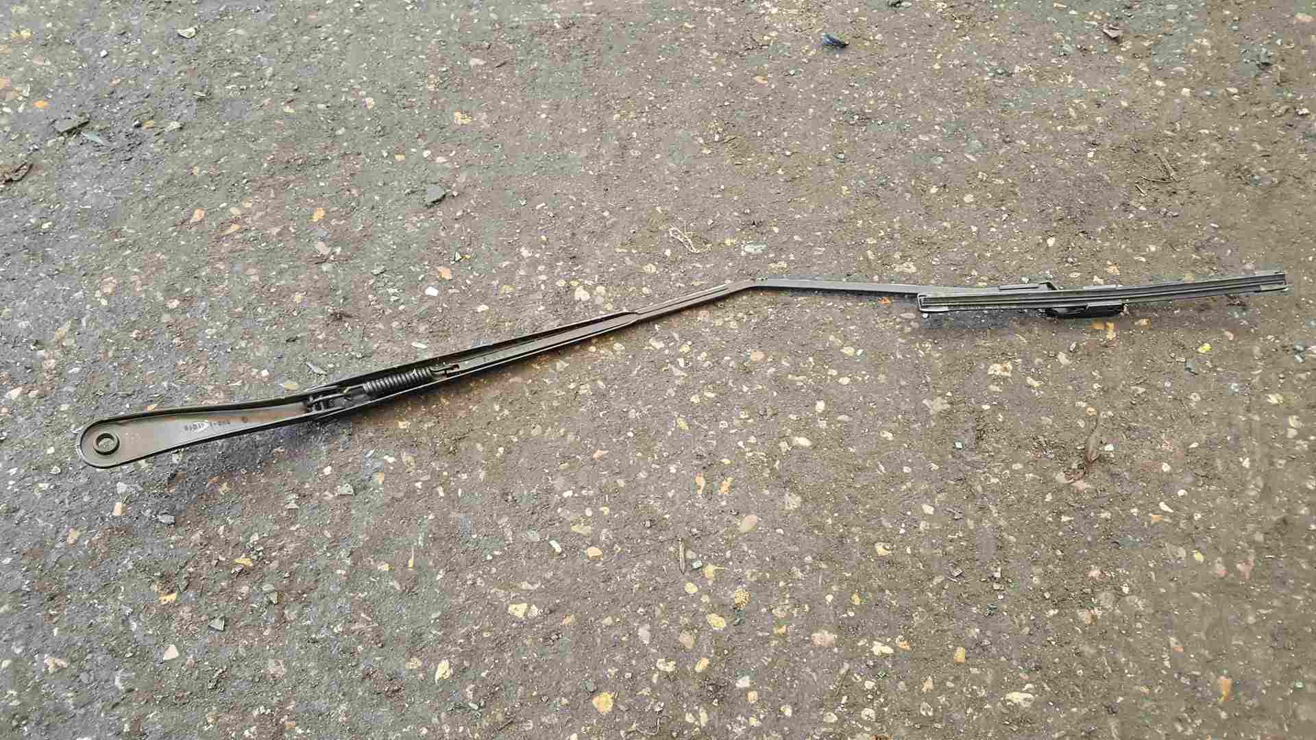 Renault Clio MK5 20192021 Passenger NSF Front Windscreen Wiper Arm