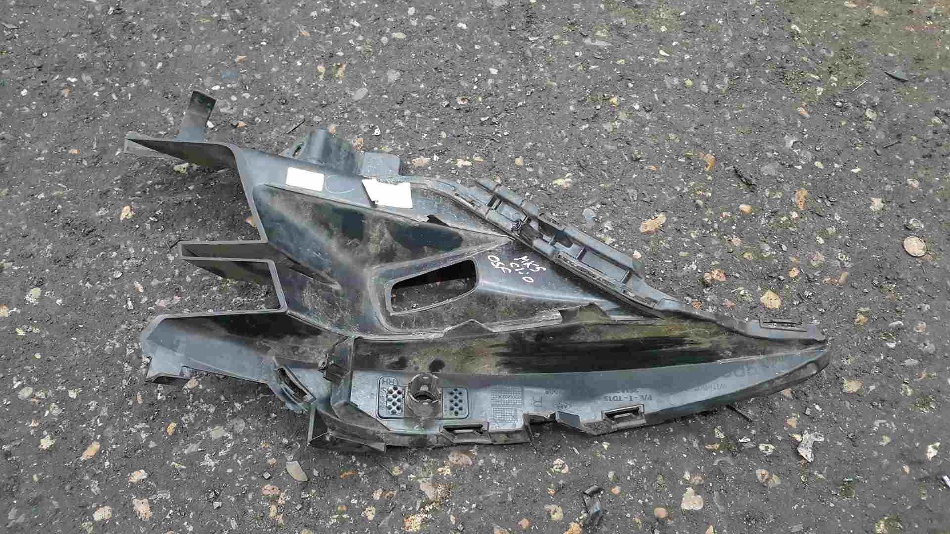 Thumb 3 Renault Clio MK5 2019-2021 RS Line Drivers OSF Front Bumper Fog Surround Plastic