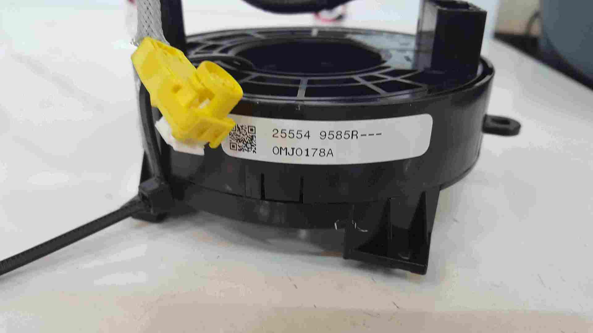 Thumb 6 Renault Clio MK5   Captur 2019-2021 Steering Wheel Clock Spring Squib 255549585R