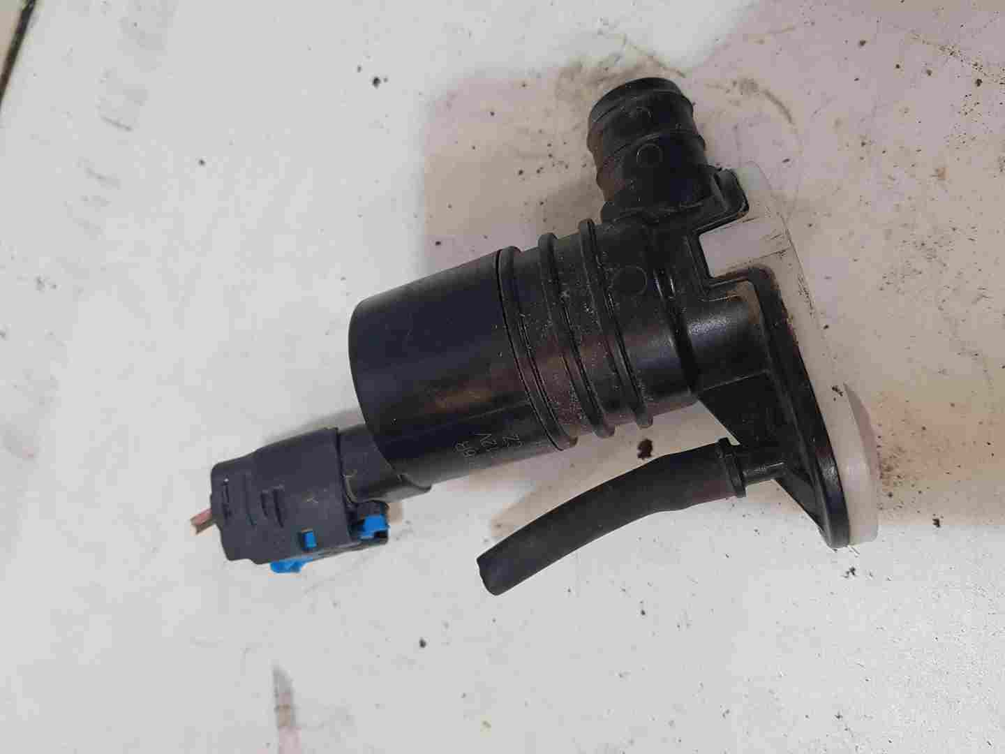 Thumb 2 Renault Clio MK5 2019-2021 Windscreen Washer Bottle + Pump 289209776R 289103103R