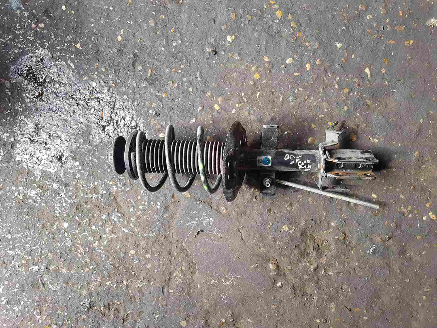 Thumb 2 Renault Clio MK5 2019-2023 1.6 Hybrid Drivers OSF Front Spring Suspension LEG