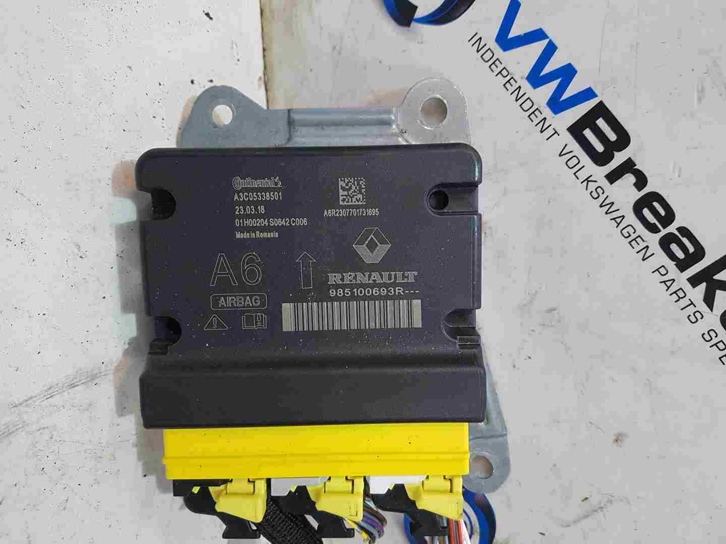 Thumb 2 Renault Clio MK5 2019-2023 Airbag ECU Module Computer 985100693R