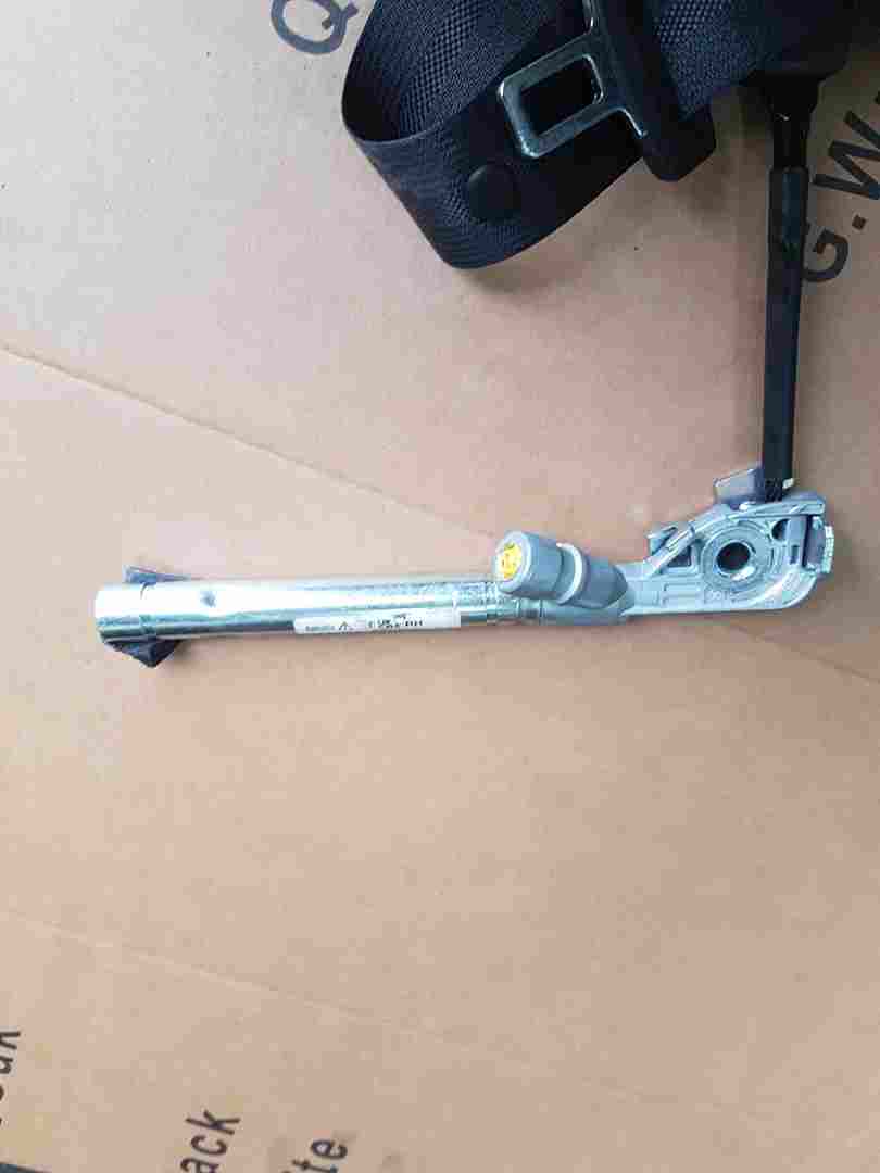 Thumb 2 Renault Clio MK5 2019-2023 Drivers OSF Front Seat Belt 