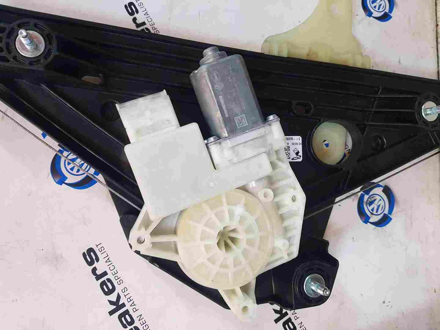 Thumb 2 Renault Clio MK5 2019-2023 Passenger NSR Rear Window Motor   Regulator 827209773R