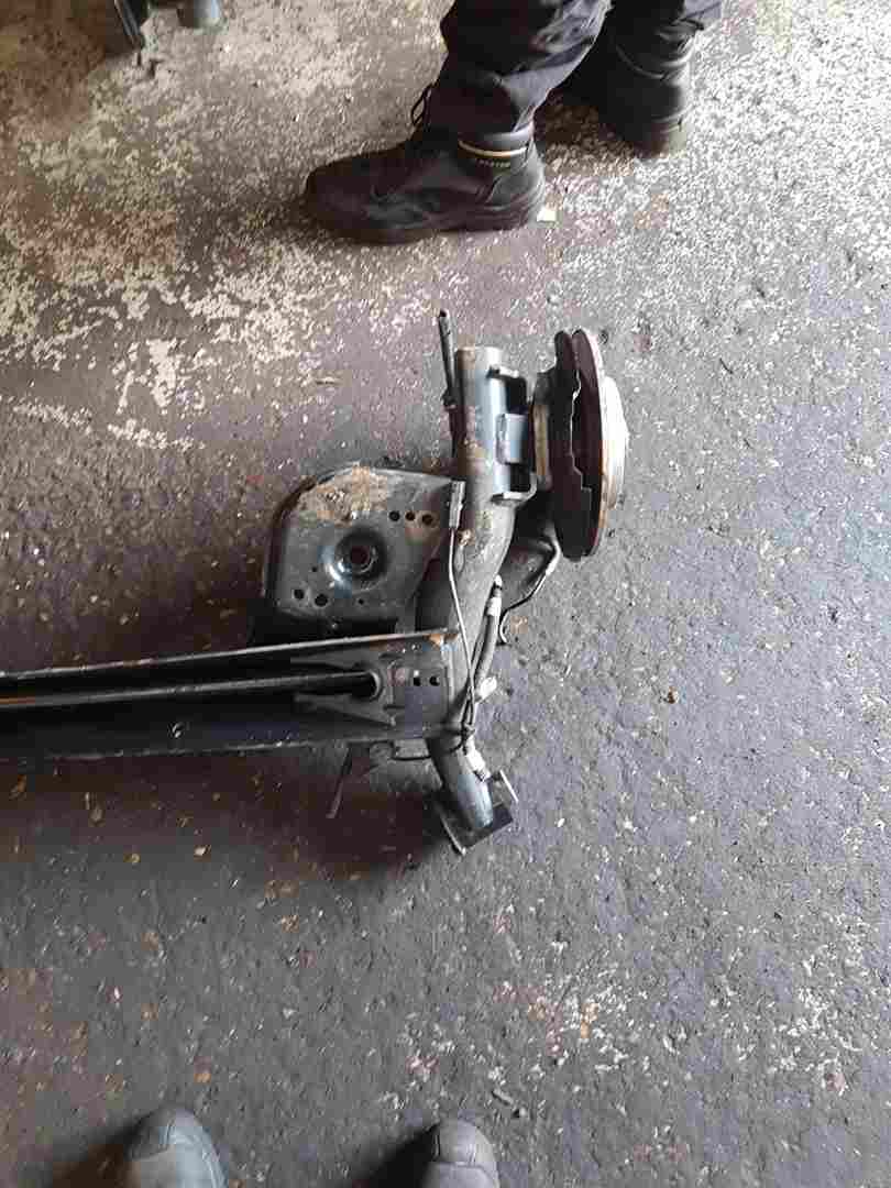 Thumb 3 Renault Clio MK5 2019-2023 Hybrid 1.6 E-Tech Rear Axle Subframe Smooth Disc