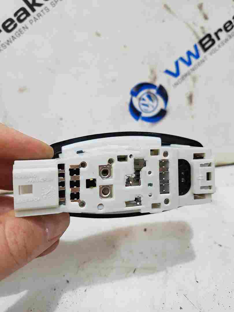Thumb 5 Renault Clio MK5 2019-2023 Interior Ceiling Light 