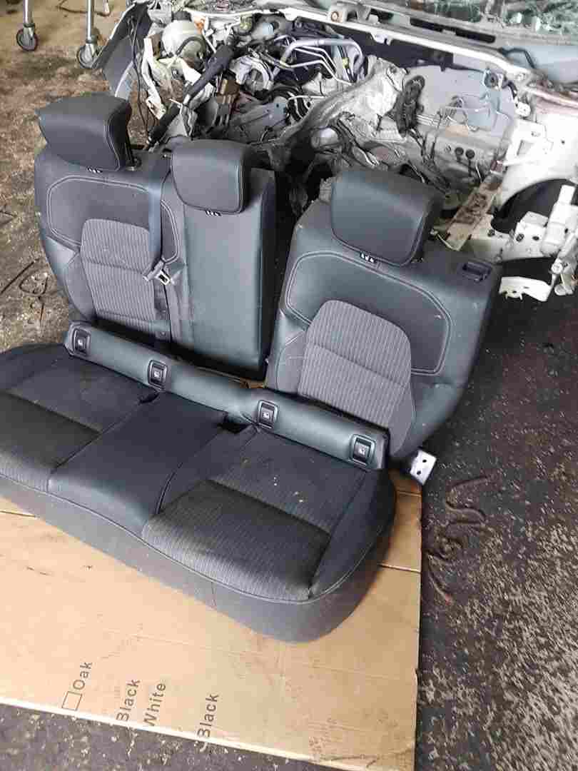 Thumb 2 Renault Clio MK5 2019-2023 Interior Rear Seats Bench 