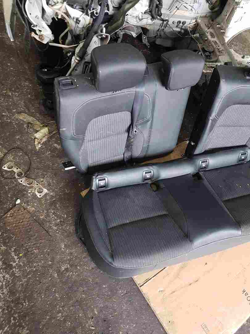 Thumb 3 Renault Clio MK5 2019-2023 Interior Rear Seats Bench 