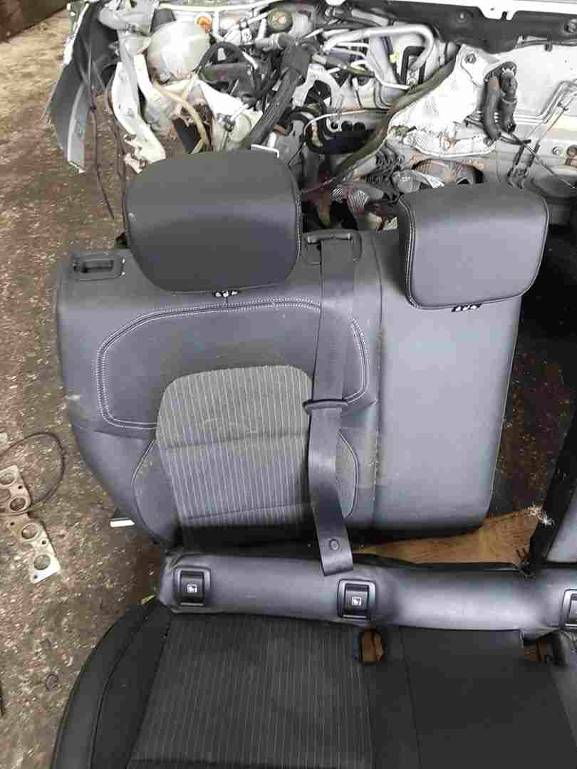 Thumb 4 Renault Clio MK5 2019-2023 Interior Rear Seats Bench 
