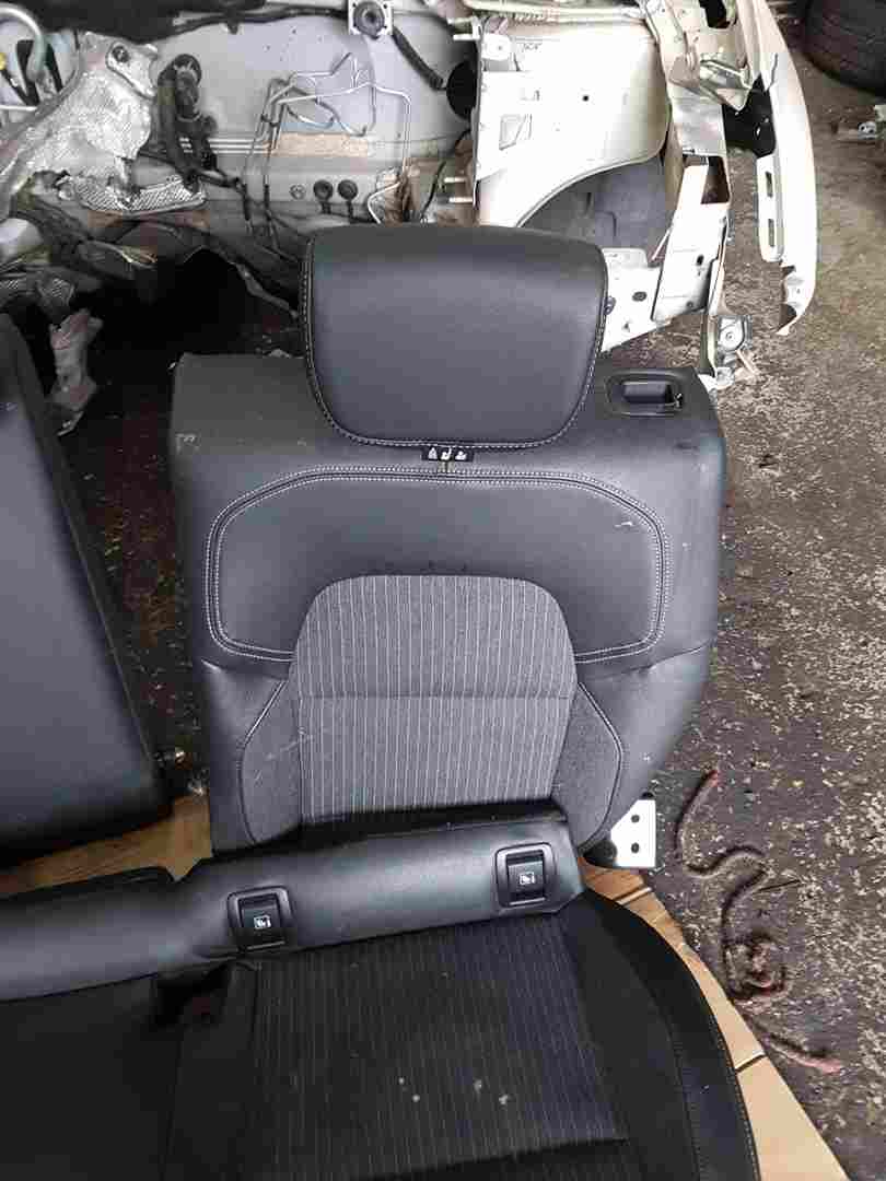 Thumb 5 Renault Clio MK5 2019-2023 Interior Rear Seats Bench 