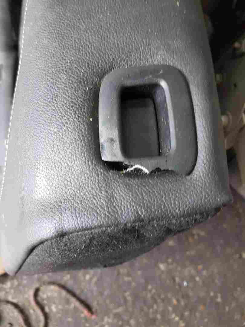Thumb 8 Renault Clio MK5 2019-2023 Interior Rear Seats Bench 
