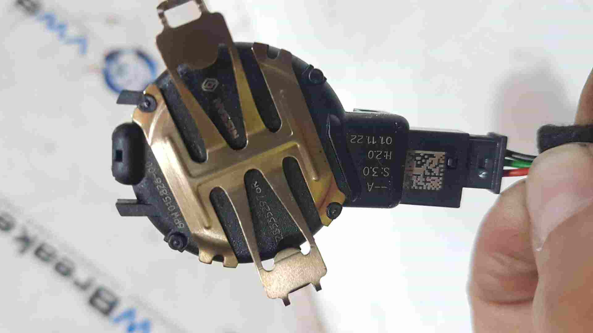 Thumb 5 Renault Clio MK5 2019-2023 Rain Sensor 241605782R