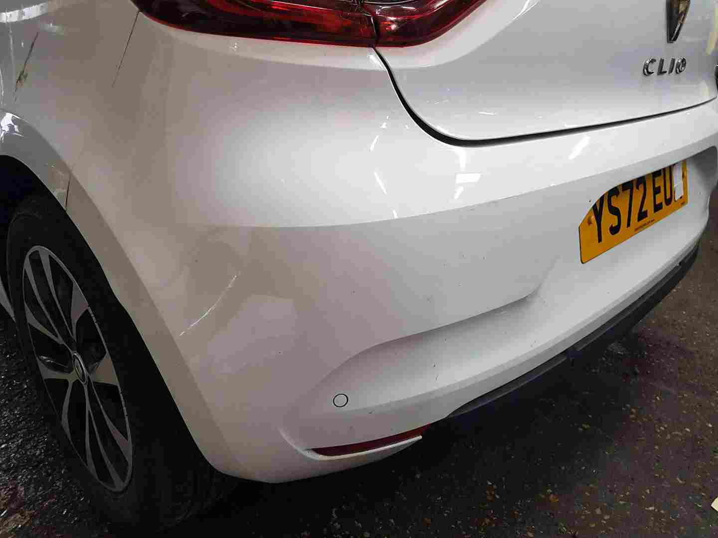 Thumb 5 Renault Clio MK5 2019-2023 Rear Bumper White Ov369