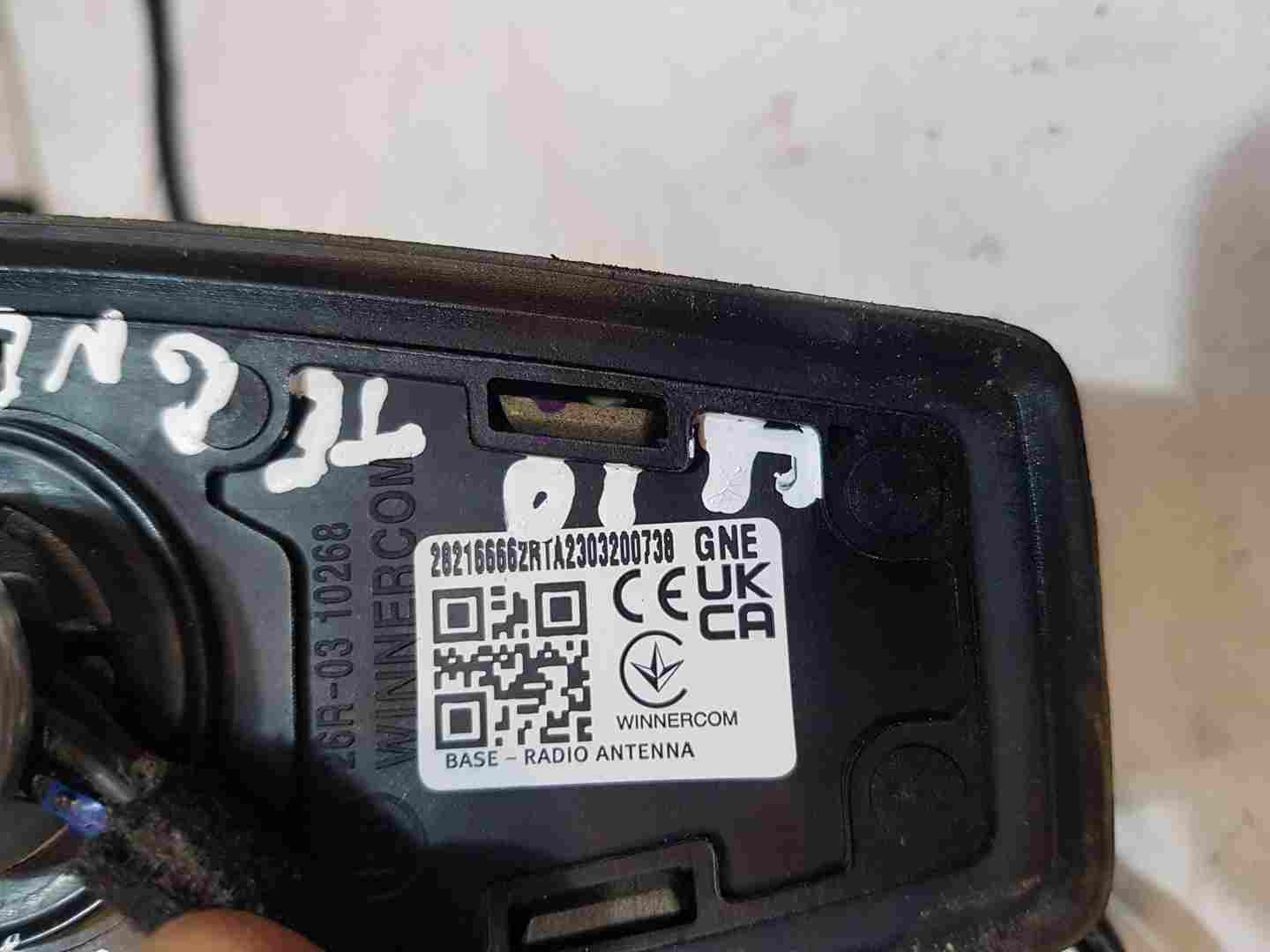Thumb 4 Renault Clio MK5 2019-2023 Shark fin SAT Nav GPS Roof Aerial Antenna 282166662R