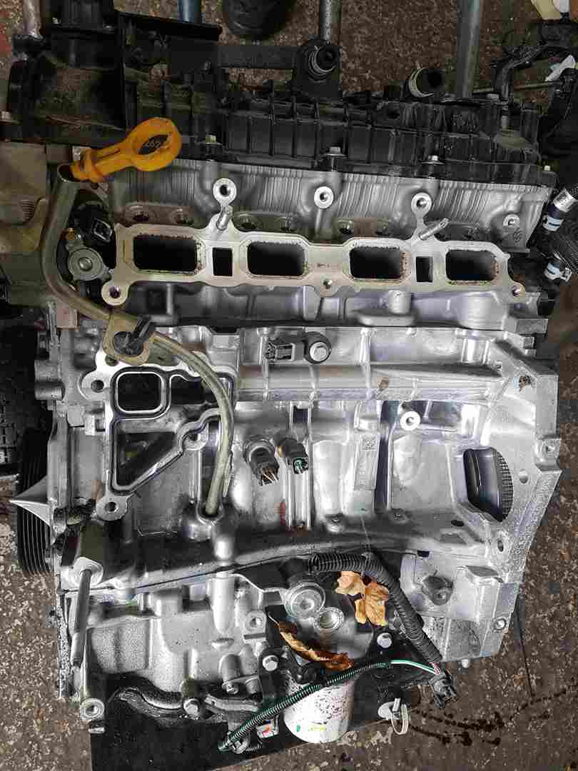 Thumb 2 Renault Clio MK5 Hybrid 2019-2023 1.6 Hybrid E Tech Engine Auto H4M632 Spares