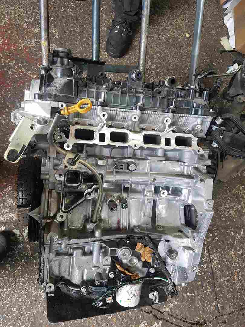 Renault Clio MK5 Hybrid 2019-2023 1.6 Hybrid E Tech Engine Auto H4M632 Spares