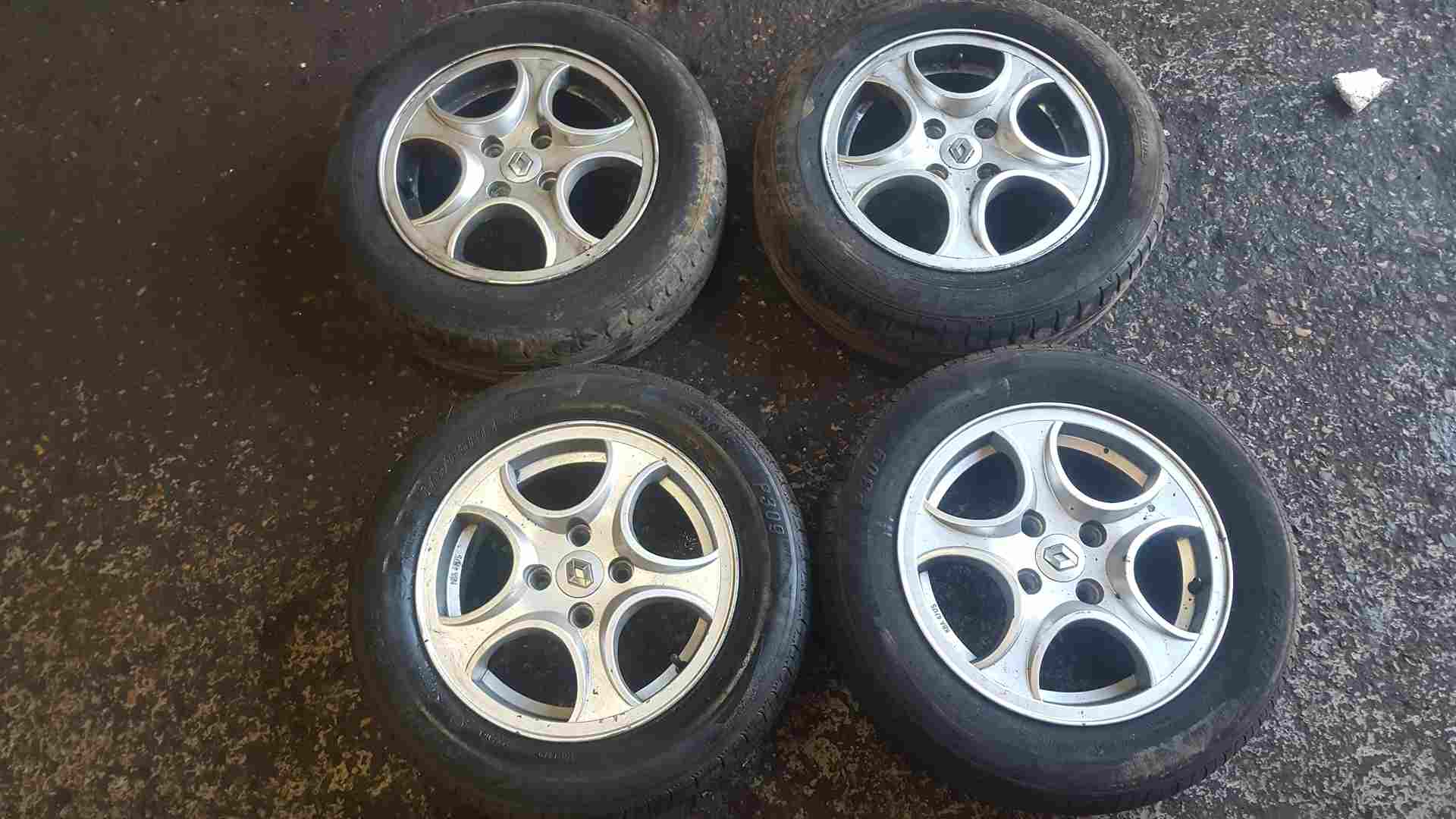 Thumb 2 Renault Twingo 2007-2014 Alloy Wheel SET Ibiza  X4   Tyres 175-65-14 CLIO MK2 