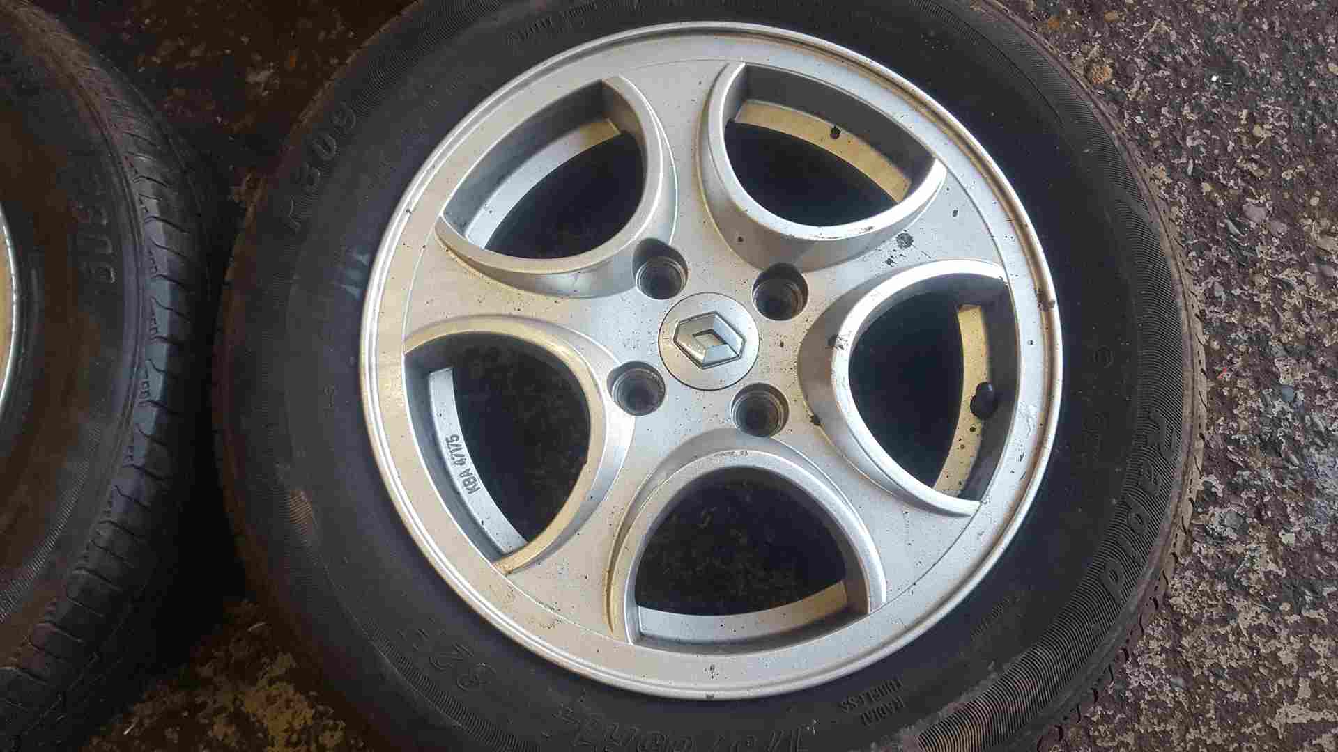 Thumb 4 Renault Twingo 2007-2014 Alloy Wheel SET Ibiza  X4   Tyres 175-65-14 CLIO MK2 