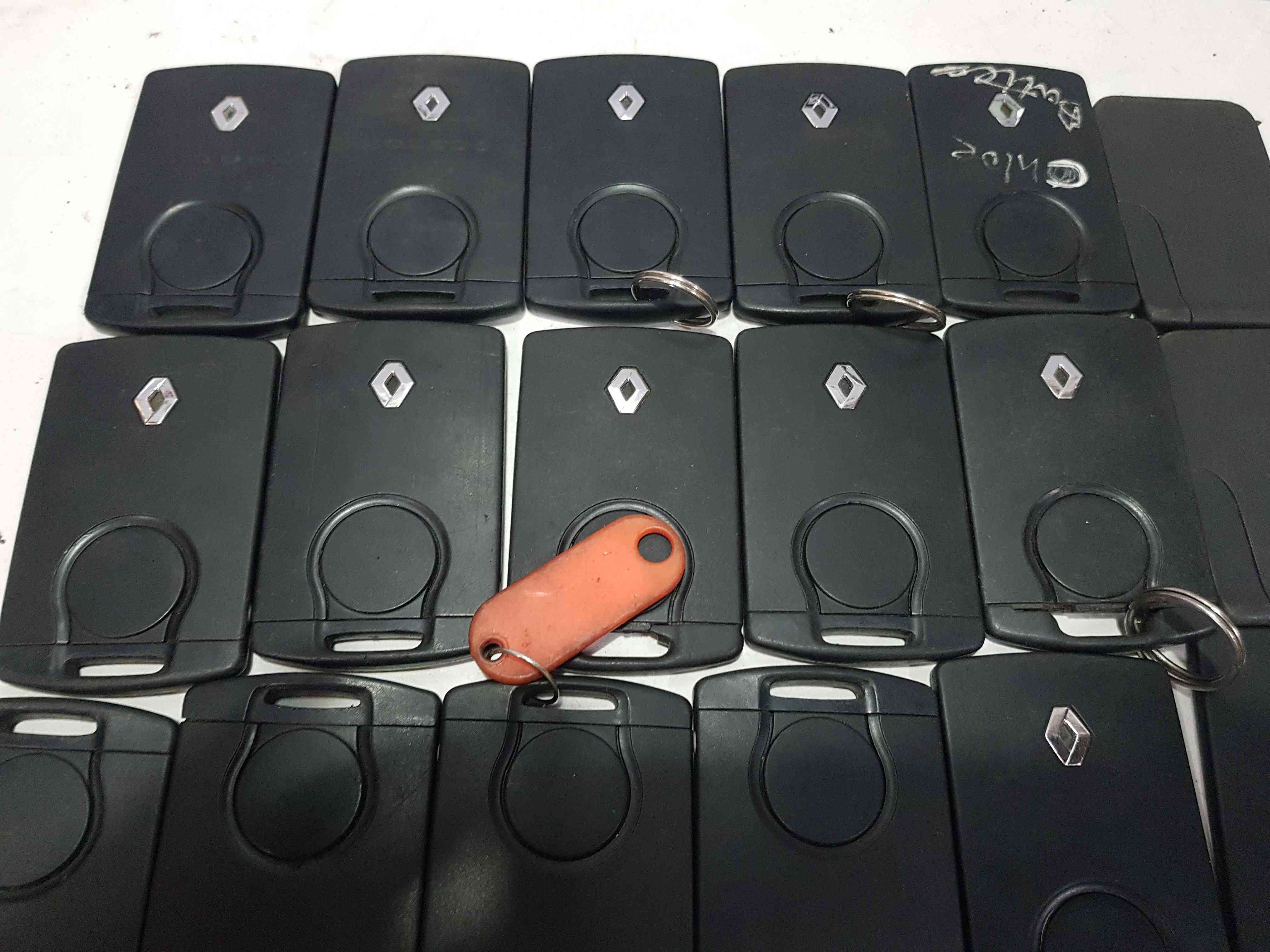 Thumb 4 Renault Clio Megane Scenic Captur Laguna Koleos 2000-2021 KEY Card JOB Lot X18