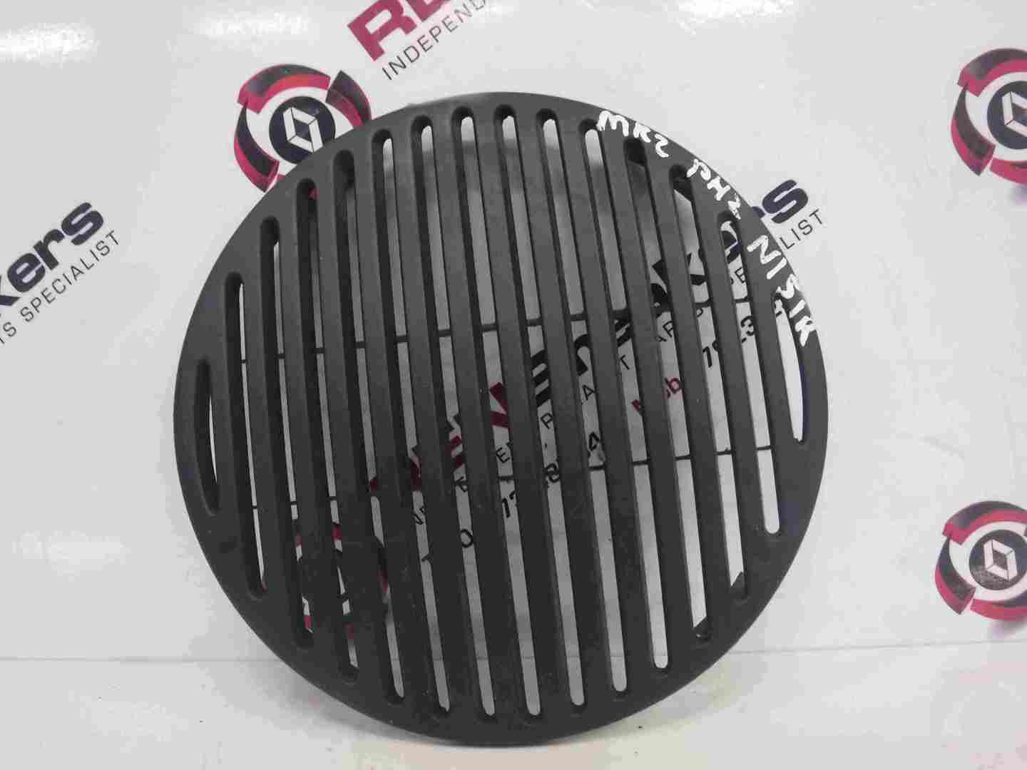 Renault Clio Mk2 2001-2006 NSR Drivers Rear 5 Door Speaker Grill Grille