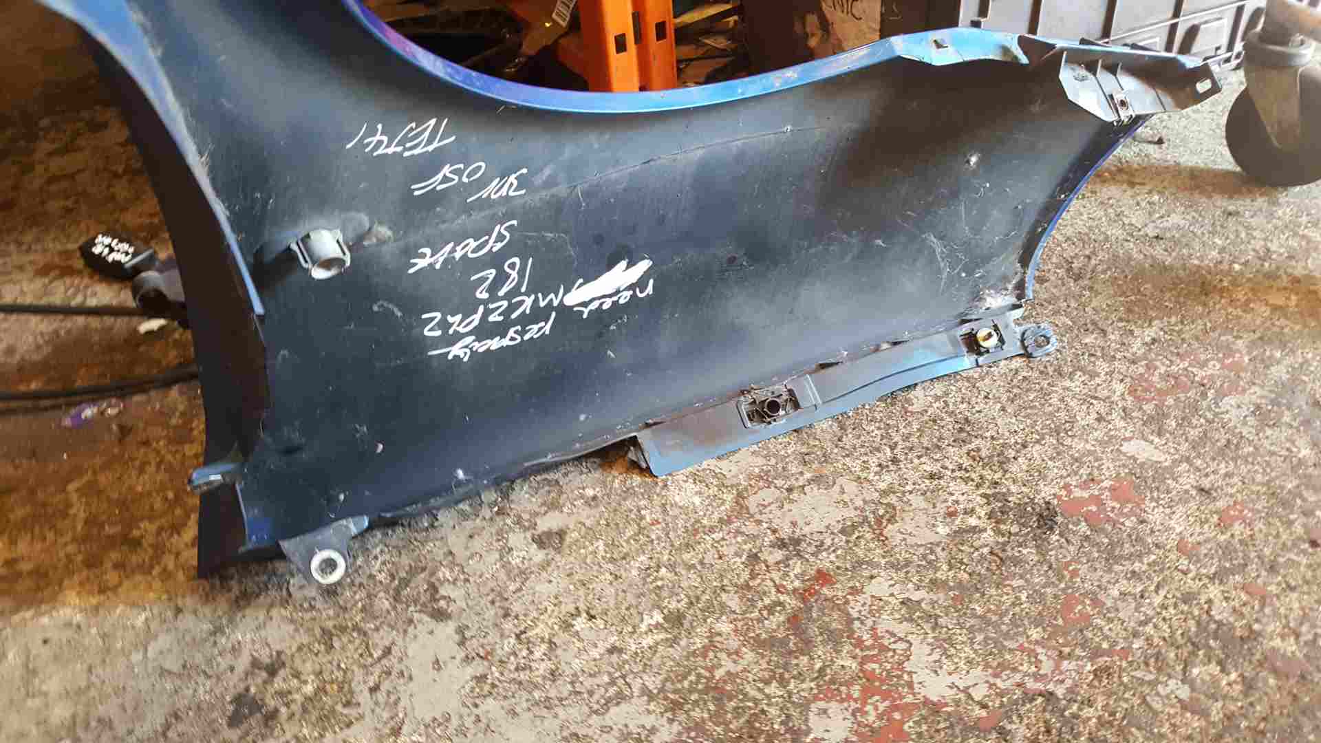Thumb 9 Renault Clio Sport 172 182 2001-2006 Driver OS Wing Blue Tej41